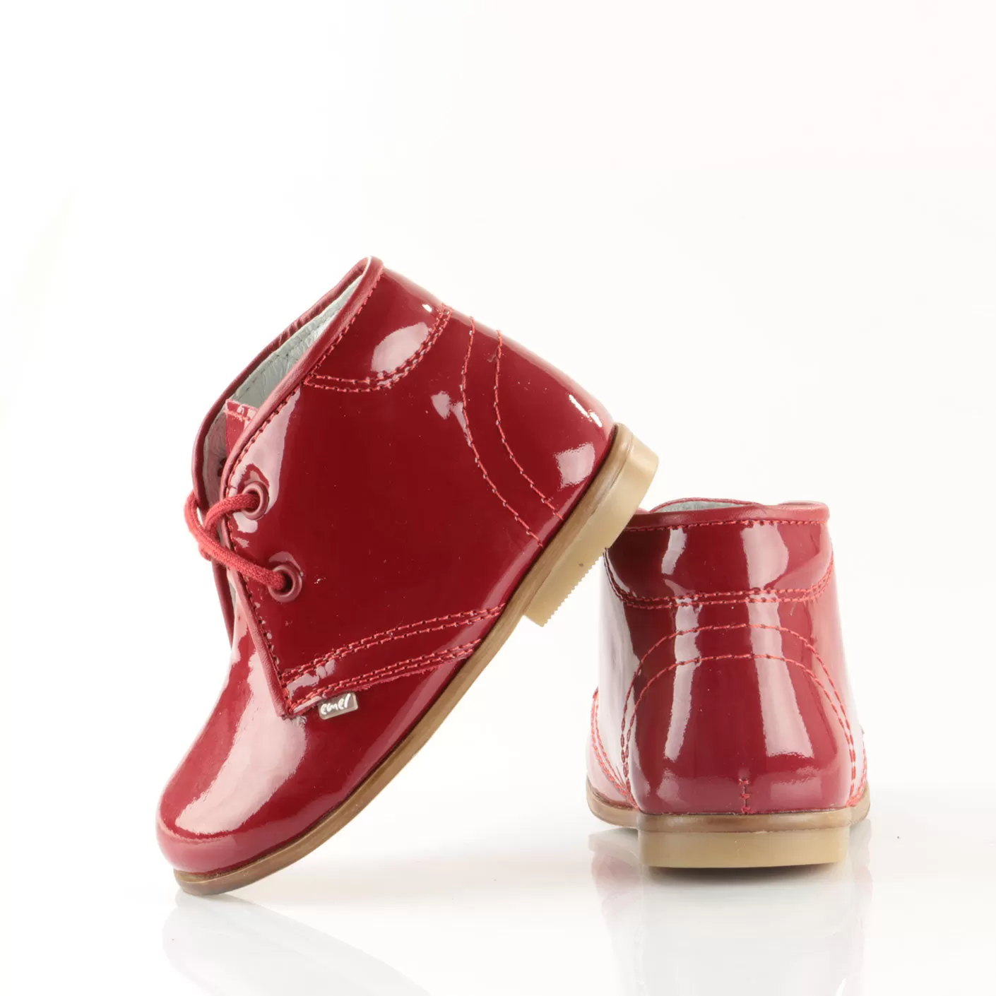 (2393-1) Emel red patent classic first shoes