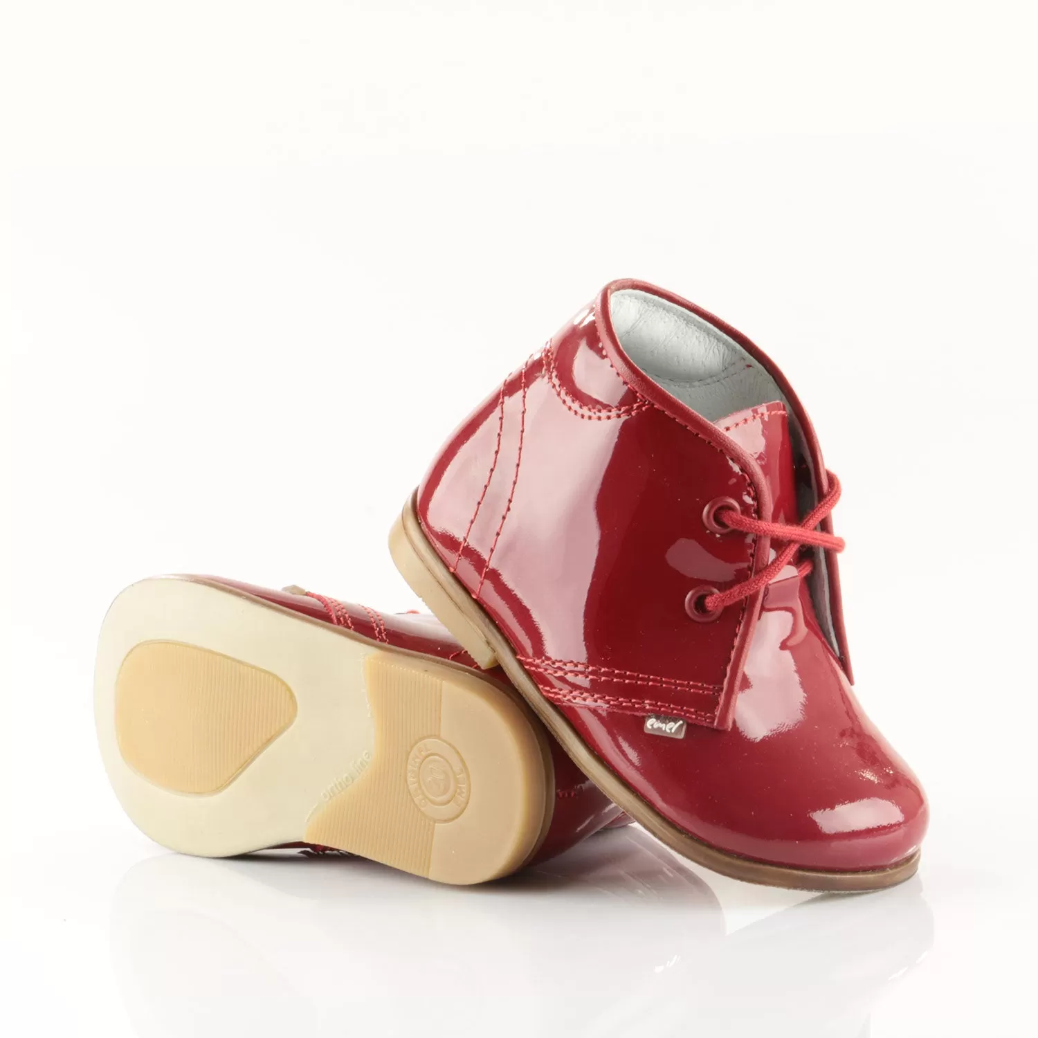 (2393-1) Emel red patent classic first shoes