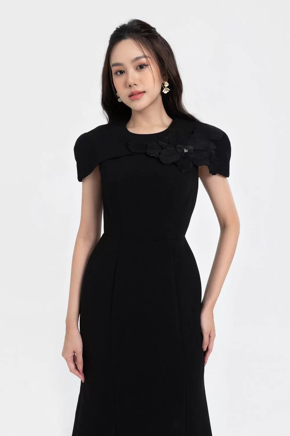 Almira Trumpet Round Neck Polycotton Midi Dress