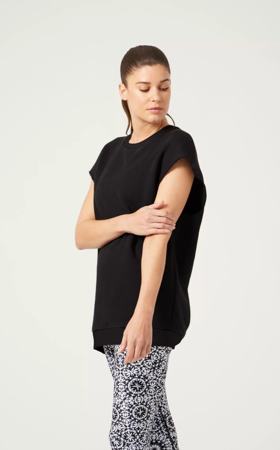 Chelsea Sleeveless Sweatshirt Jet Black