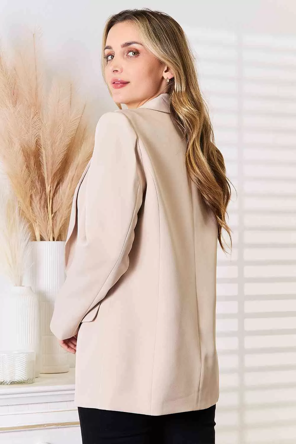 Classic Shawl Collar Long Sleeve Blazer