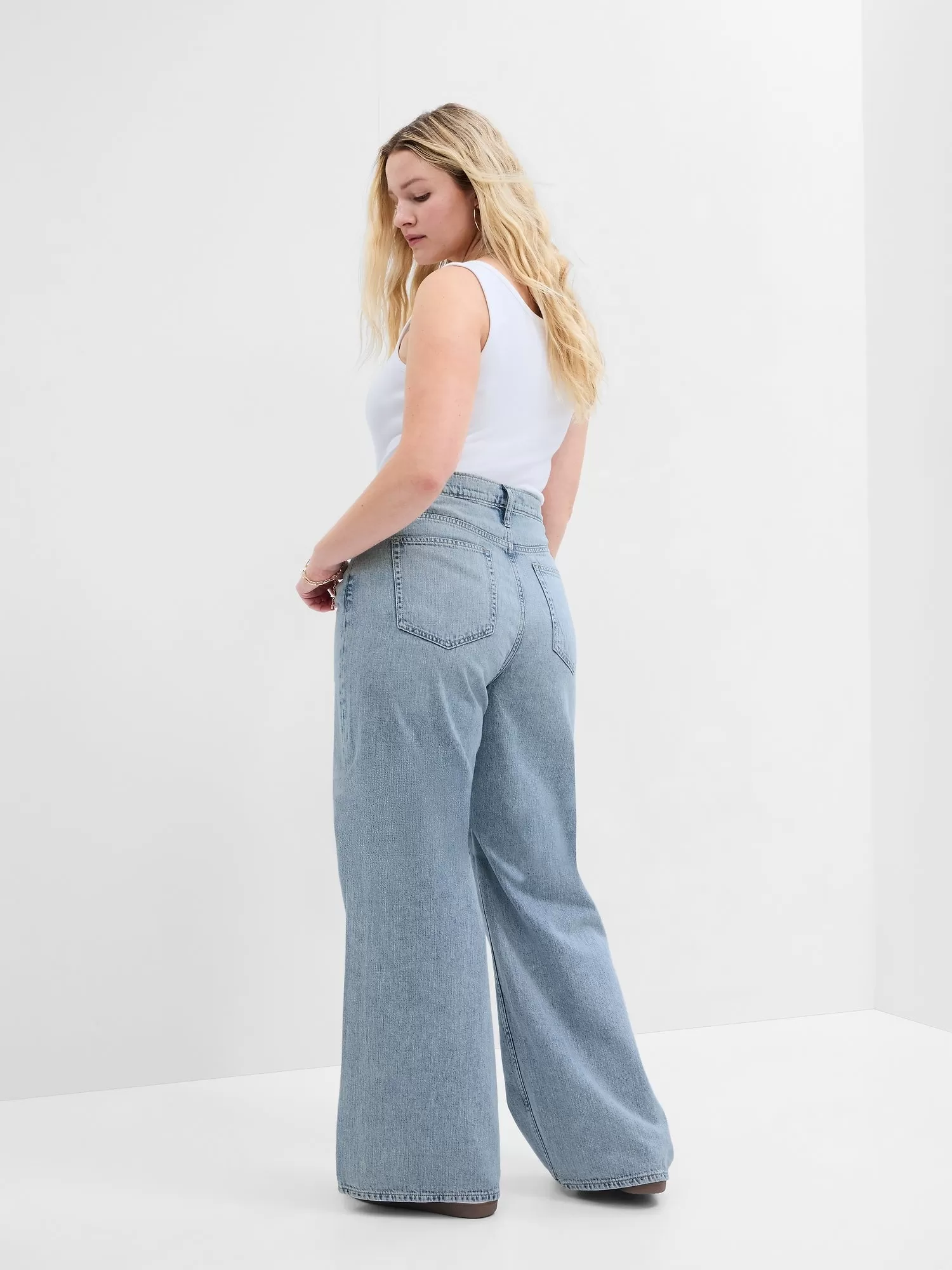 High Rise Wide-Leg Jeans with Washwell