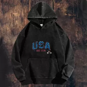 While USA EST 1776 Hoodies